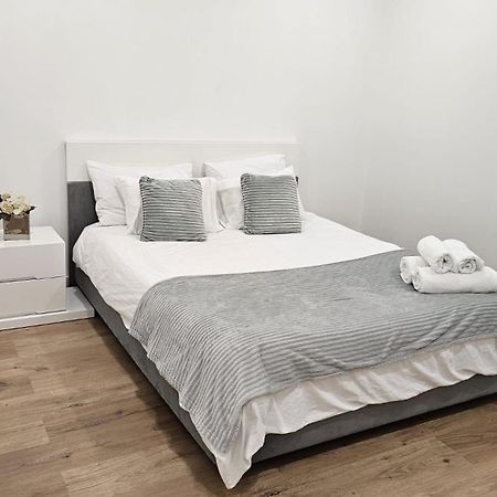 Apartamento T3 Em Lisboa/ Queluz Exterior foto
